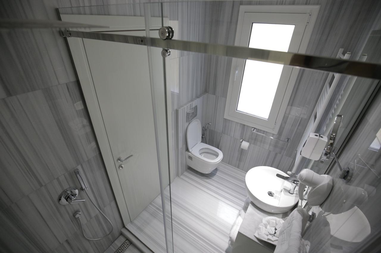 Hotel Bulqiza Bulqize Екстер'єр фото